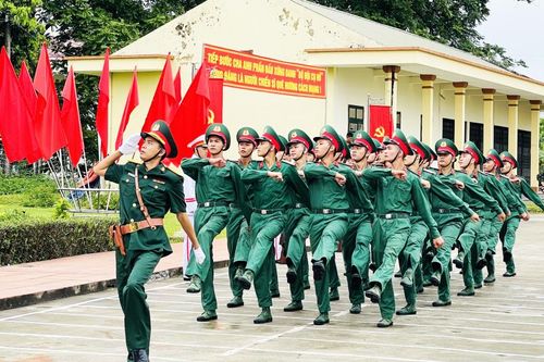 Lực lượng vũ trang tỉnh học và làm theo Bác