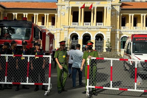 An ninh thắt chặt tại phiên tòa xét xử 254 bị cáo đại án đăng kiểm