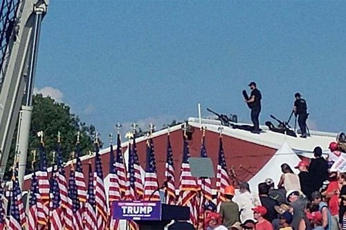 Vì sao mật vụ Mỹ không giám sát mái nhà nơi tay súng bắn ông Trump?