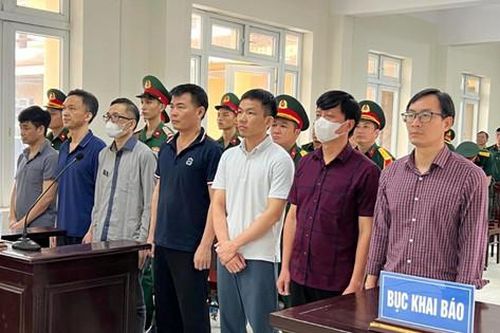 Giảm án tù cho các bị cáo trong vụ án ở Học viện Quân y