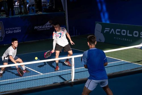'Cơn sốt' Pickleball