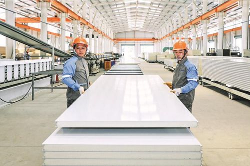 Lợi ích khi 'xanh hóa' sản xuất vật liệu xây dựng