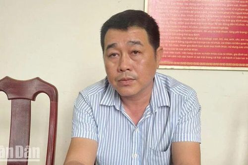 Bắt nguyên cán bộ Phòng Tài nguyên và Môi trường thành phố Phú Quốc, tỉnh Kiên Giang