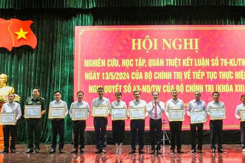 Đà Nẵng nghiên cứu, học tập, quán triệt Kết luận số 79-KL/TW của Bộ Chính trị