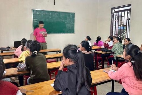 Mang yêu thương đến với trẻ em khó khăn tỉnh Lâm Đồng