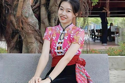 Ước mơ đẹp của nữ sinh người Thái đạt thủ khoa khối C00 toàn quốc