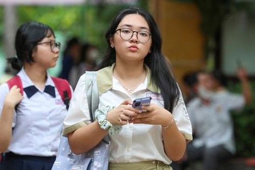 Hướng dẫn chi tiết tuyển bổ sung lớp 10 tại TPHCM