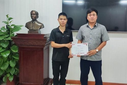 Bạn đọc ủng hộ hơn 41 triệu đồng đến 2 hoàn cảnh khó khăn