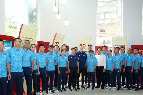 Trọng tài nữ Việt Nam lần đầu được học VAR