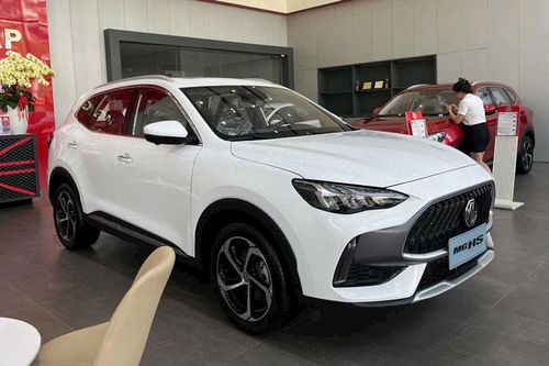 'Kẻ ngáng đường' Honda CR-V, Mazda CX-5 giảm giá 85 triệu tại Việt Nam