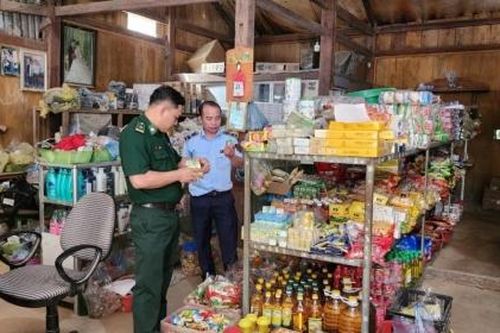 Lai Châu: Xử phạt hộ kinh doanh vi phạm an toàn thực phẩm tại huyện Mường Tè