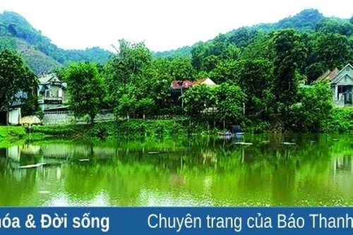Lên thăm làng Én