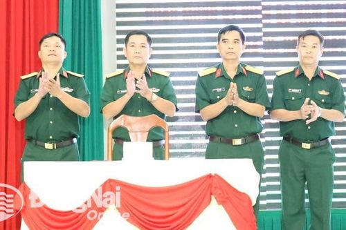 Phát động phong trào thi đua chào mừng 80 Ngày thành lập Quân đội nhân dân Việt Nam và 35 năm Ngày hội Quốc phòng toàn dân