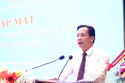 Gặp mặt kỷ niệm 95 năm Ngày thành lập Công đoàn Việt Nam
