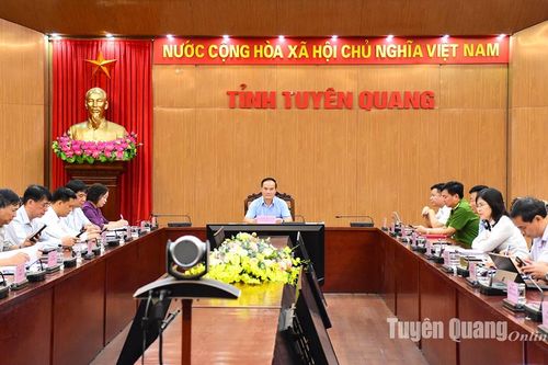 Chuyển đổi số đã 'đi từng ngõ, gõ từng nhà, đến từng người'