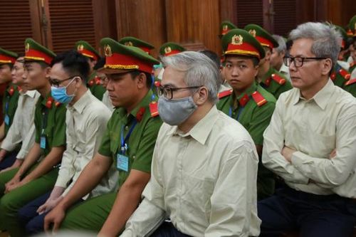 Cựu Cục trưởng Cục Đăng kiểm chi tiền để 'tìm hiểu' thông tin về mình khi bị điều tra