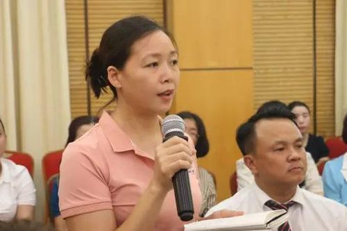 Đối thoại người đứng đầu cấp ủy đảng với CNVCLĐ
