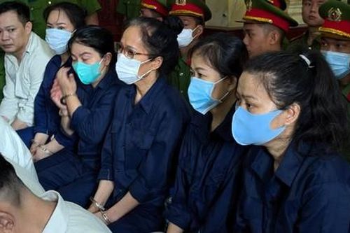 Bà trùm đường dây buôn lậu hơn 6 tấn vàng lãnh án 18 năm tù
