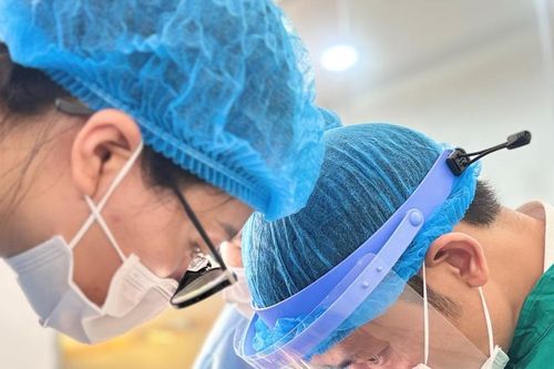 Những điều cần biết về phương pháp trồng răng Implant