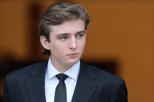Câu hỏi lớn ngày ông Trump nhận đề cử: Barron ở đâu?