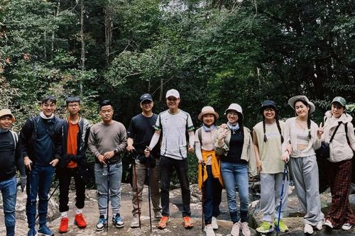 Tìm về thiên nhiên với trekking