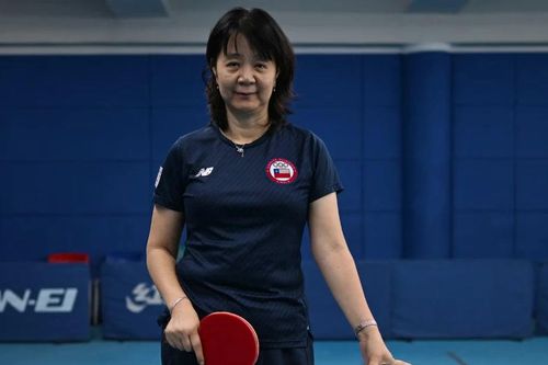58 tuổi vẫn dự môn bóng bàn tại Olympic: 'Tôi đang chơi với niềm hạnh phúc'