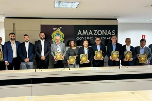 Đại sứ Bùi Văn Nghị tham gia đoàn Ủy ban ASEAN tại Brazil thăm và làm việc tại bang Amazonas