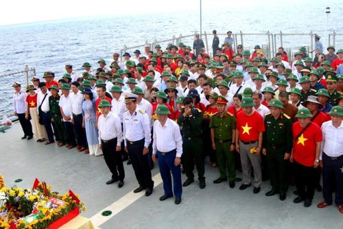 Khúc tưởng niệm tháng Bảy