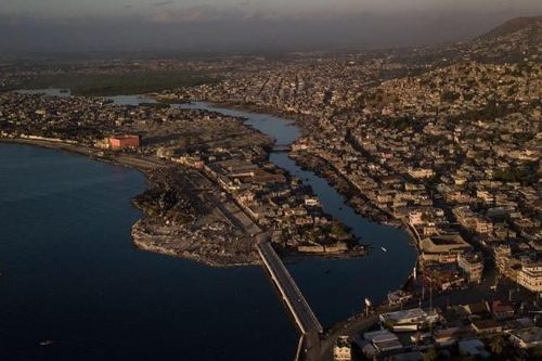 40 người thiệt mạng trong vụ cháy thuyền di cư ngoài khơi Haiti