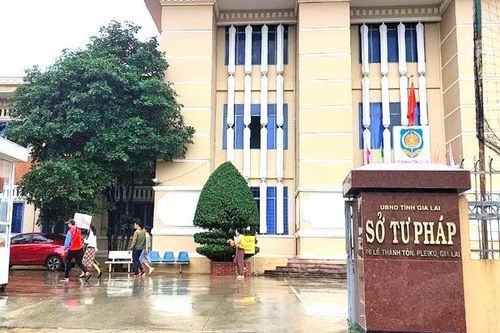 Mở rộng vụ nhận tiền tỷ để làm hồ sơ đất đai, bắt một cán bộ Sở Tư pháp Gia Lai