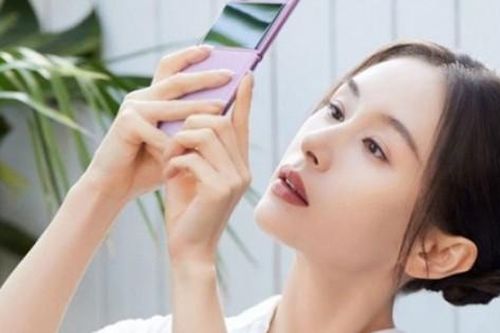Top 5 điện thoại màn hình gập đáng mua nhất năm 2024