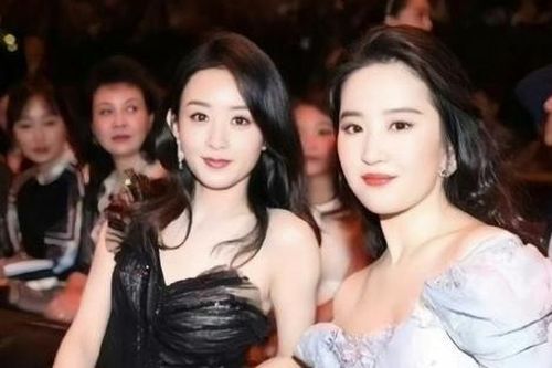 Không phải Triệu Lệ Dĩnh hay Lưu Diệc Phi, đây mới là nữ hoàng đích thực của CBiz