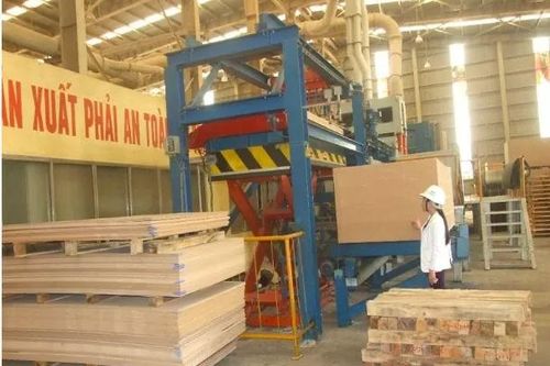 Ngành công nghiệp nào được Quảng Trị ưu tiên phát triển trong năm 2025?