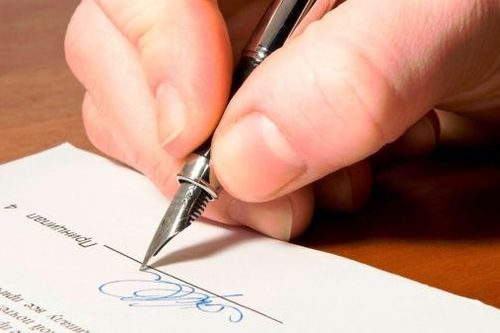 Doanh nghiệp cần lưu ý gì khi soạn thảo hợp đồng theo mẫu, điều kiện giao dịch chung?