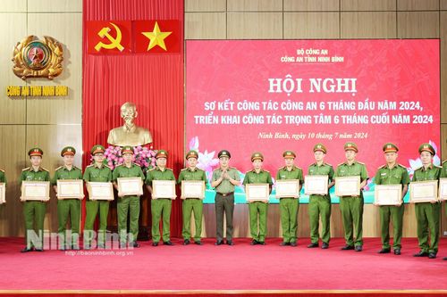 Vì cuộc sống bình yên của Nhân dân