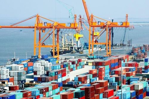 Bộ Công Thương: 6 giải pháp thúc đẩy xuất nhập khẩu trong bối cảnh giá cước vận tải biển tăng cao