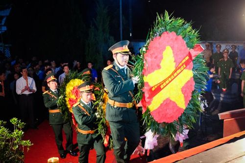 Lắng đọng tháng Bảy