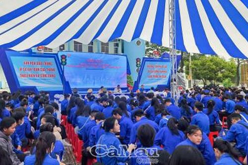 Ngày hội thanh niên với an toàn giao thông
