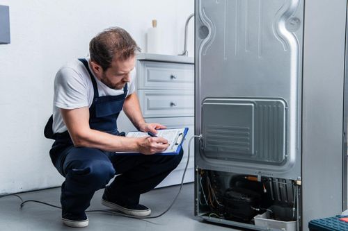 Bộ phận đặc biệt ở phía sau tủ lạnh nửa năm nên làm sạch một lần
