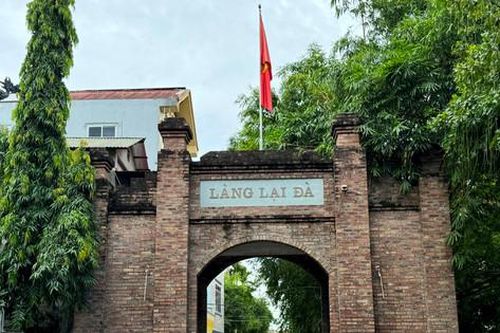 Những ngày trầm lắng ở làng Lại Đà