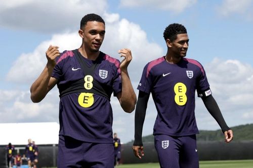 Ý đồ của Real Madrid với Alexander-Arnold