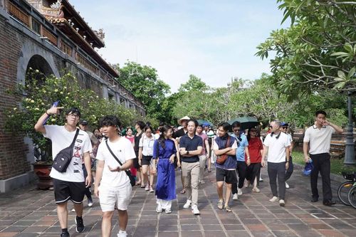 Trại hè Việt Nam 2024: Kiều bào trẻ với những trải nghiệm khó quên ở cố đô Huế
