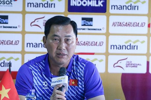 U19 Việt Nam thua đậm Australia, HLV Hứa Hiền Vinh nói gì?