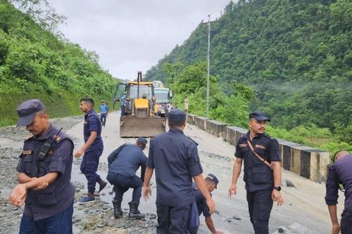Ấn Độ hỗ trợ Nepal tìm kiếm nạn nhân trong thảm họa lở đất