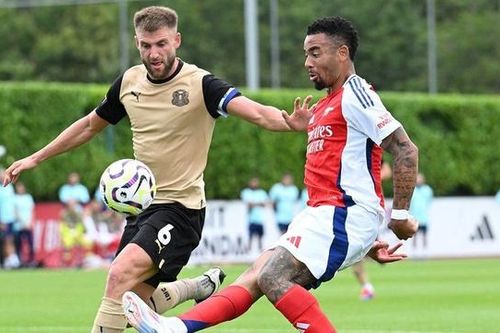 Arsenal thắng trận giao hữu đầu hè