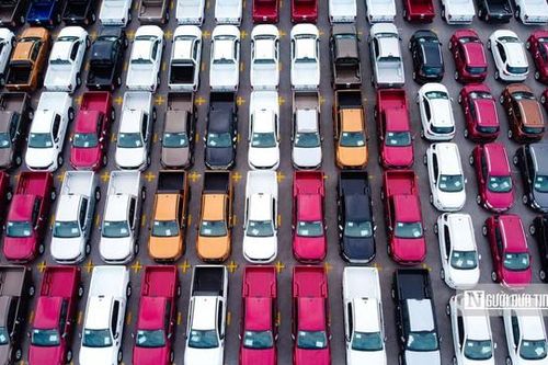 Hoàn thiện nghị định về lệ phí trước bạ ô tô trong tháng 7