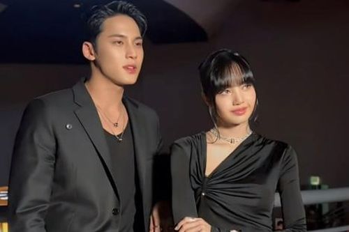 Lisa và Mingyu ngày càng thân thiết