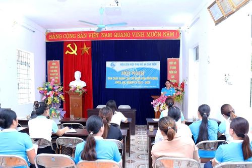 Xã Tân Tiến tổ chức 16 buổi tuyên truyền nâng cao kiến thức, kỹ năng cho phụ nữ và xây dựng nông thôn mới