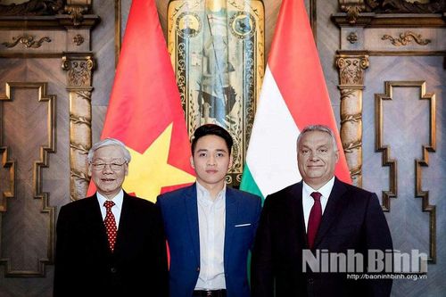 Người Ninh Bình ở nước ngoài thương tiếc Tổng Bí thư Nguyễn Phú Trọng