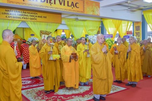 Lễ truy niệm, phụng tống kim quan Hòa thượng Thích Huệ Trí trở về cố hương